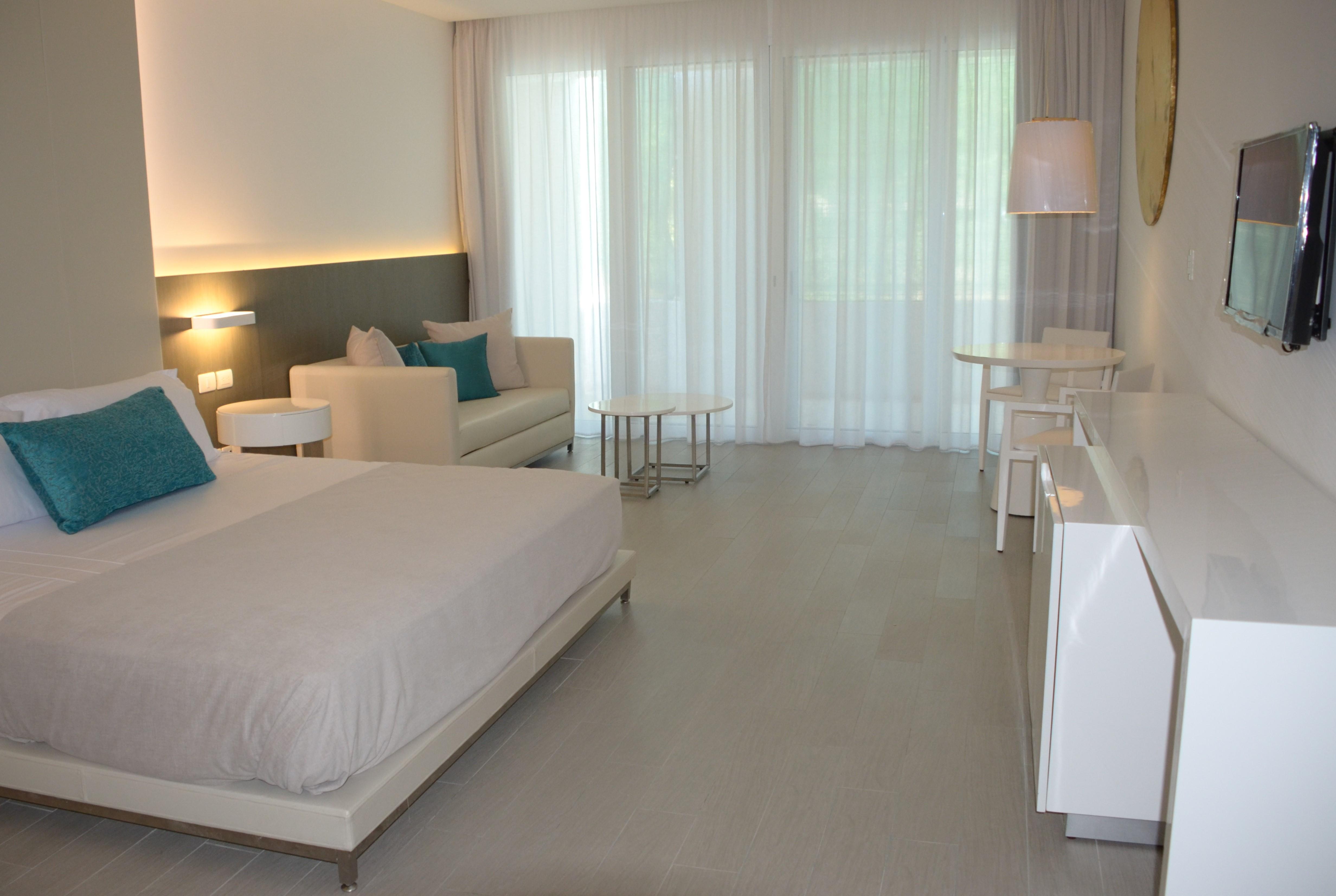 Platinum Yucatan Princess Adults Only Playa del Carmen Dış mekan fotoğraf A room at the hotel